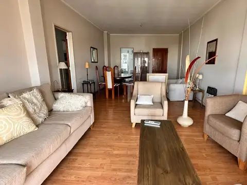 Departamento en Alquiler en La Plata, $ 900.000