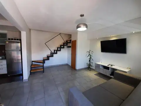 Unamuno esquina Agote 3800