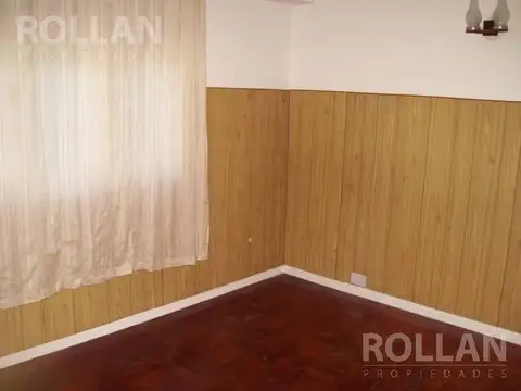 Hermoso chalet de 3 amb. en alquiler en Carapachay 