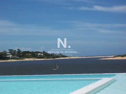 Departamento en Venta de 4 dormitorios