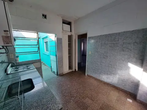 Victor Martínez 1700, Piso 1