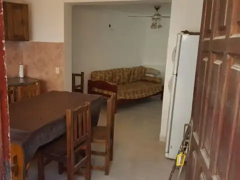 Depto Tipo Casa 3 ambientes con 1 baño