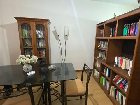 VENTA OFICINA 1 PISO CENTRO DE MORON