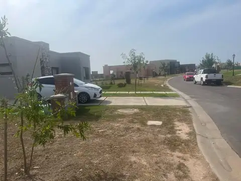 venta terreno Pilar del Este Santa Lucia 574 M2