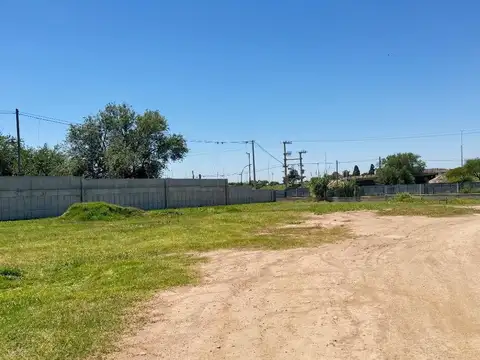 VENTA Terreno zona sur frente claros del bosque