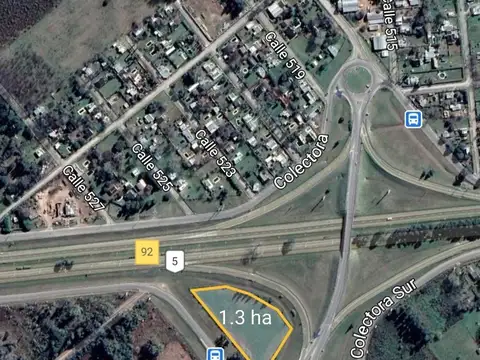 Excelente 1.3 ha Sobre autopista 