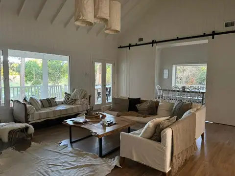 Casa en Venta en Costa Esmeralda, USD 390.000