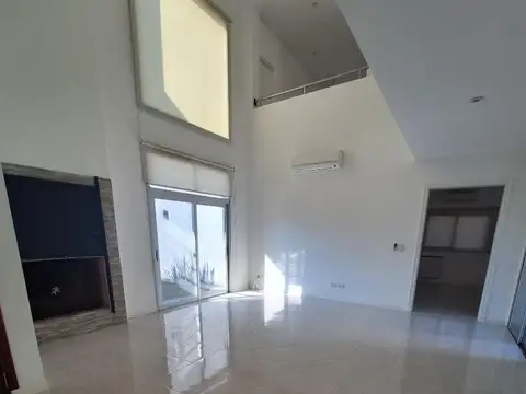 Casa en Alquiler de 5 dormitorios