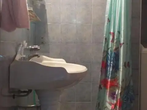 Casa 3 amb con patio y garage - V. Bonich - San Martín