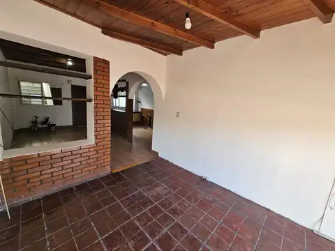 Depto Tipo Casa 4 ambientes con 2 baños