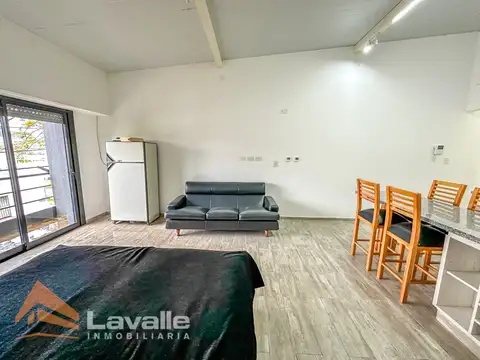 Belgrano 1700, Piso 1