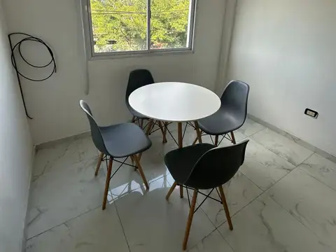 Bonito departamento Monoambiente  s/ Av. San Martin, a metros de la Gral. Paz