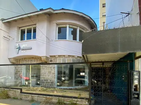 Alquiler de amplio local en pleno Lanús Este!