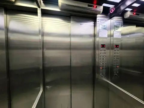 Oficina en Venta 59 años