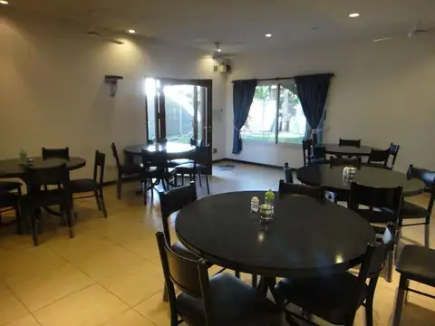 Hotel en Alquiler 10 Habitaciones