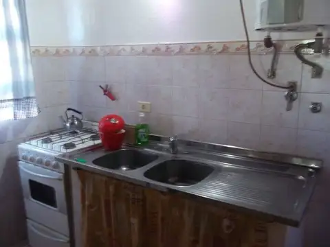 Casa mas 3 viviendas en block Mar de Ajo