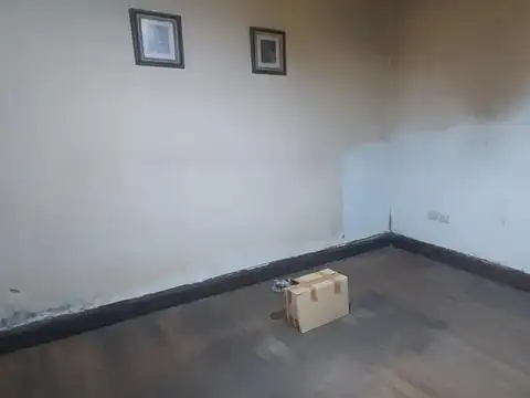 Depto Tipo Casa en Venta 70 años