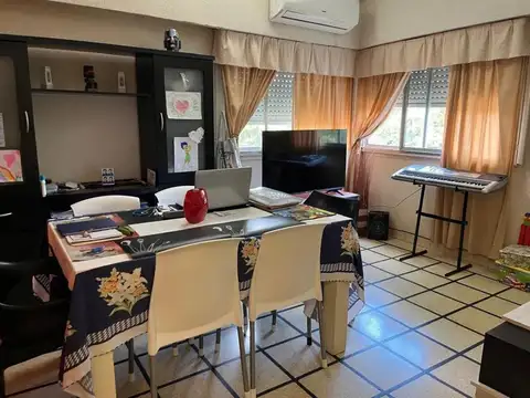 SAN NICOLÁS  al 2400