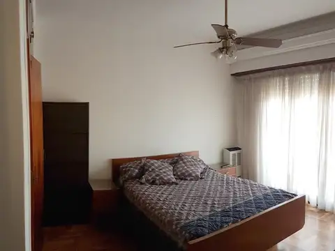 Chalet 4 amb. Planta Alta + 3 locales  - José Hernández y Gaboto