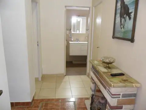 Depto Tipo Casa en Venta 50 años