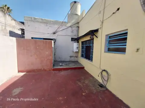 Depto Tipo Casa en Alquiler de 1 dormitorio
