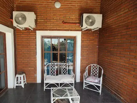 Casa en Venta en Berazategui, USD 195.000