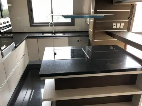 Depto Tipo Casa en Venta de 4 ambientes