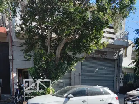 PH - CONTRA/FTE - PLANTA  ALTA - 3 AMBIENTES AMPLIOS C/ PTIO - DOBLE INGRESO