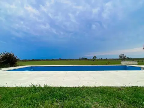 Casa en alquiler en Haras El Malacate, Exaltación de la Cruz - 4 Ambientes