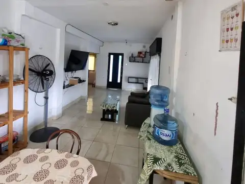 Depto Tipo Casa en Venta de 3 ambientes