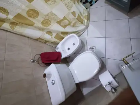 Depto Tipo Casa 3 ambientes con 2 baños