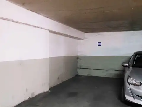 Venta Cochera Amplia Apto 4x4 Microcentro Obelisco