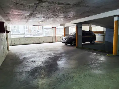 Venta Cochera Amplia Apto 4x4 Microcentro Obelisco