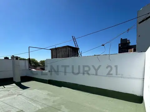 Avenda Remedios de Escalada de San Martin 3000, Piso 0