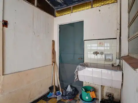 Depto Tipo Casa 4 ambientes con 2 baños