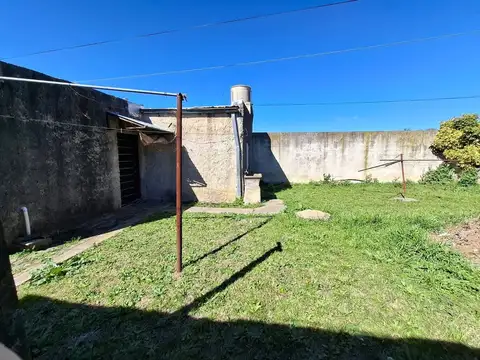 PH EN VENTA DE DOS DORMIS CON PATIO A REFACCIONAR