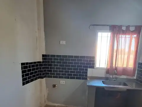 Departamento en Alquiler en Matheu, $ 380.000