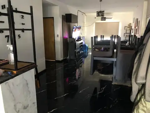 Casa en venta - 3 Dormitorios 2 Baños - 480Mts2 - Bernal