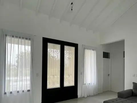 Casa en VENTA CON RENTA San Sebastián MB