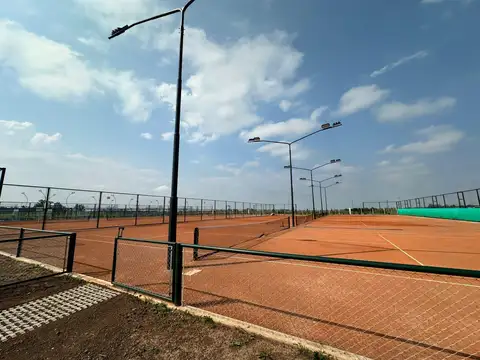 VENTA TERRENO VIDA LAGOON FUNES