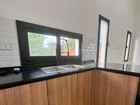 Casa en Venta en Pilar Del Este, USD 195.000