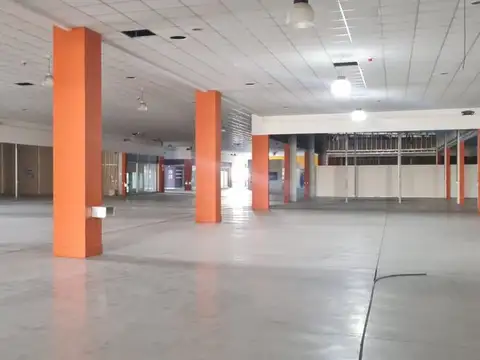 Galpon en Alquiler en Lomas De Zamora, USD 68.000