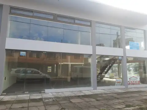 RESERVADO - GRAN LOCAL EN IMPORTANTE ESQUINA 42 Y 3 + ESPACIO AEREO - SANTA TERESITA