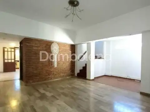 Depto Tipo Casa en Venta de 3 dormitorios