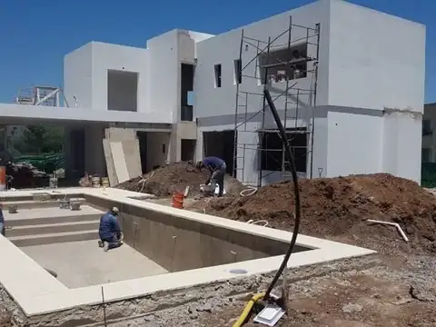 Casa en Venta en Los Olivares, USD 350.000