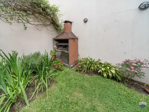 Depto Tipo Casa en Venta en Coghlan, USD 355.000