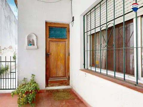 Casa 4 ambientes con 1 baño