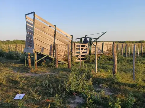 Campo en Venta con Alambrado