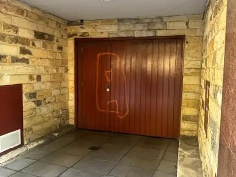 Cochera Cubierta en Venta, Caballito