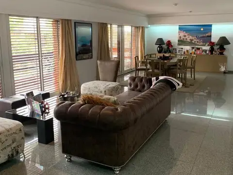 Departamento 5 ambientes con 5 baños